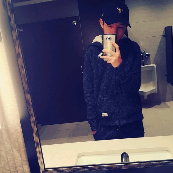 Meet your Posher, Miguel - Picture 1 of 1